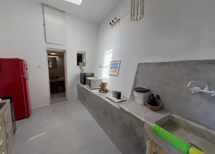 Roumi Nisiros Nikiá